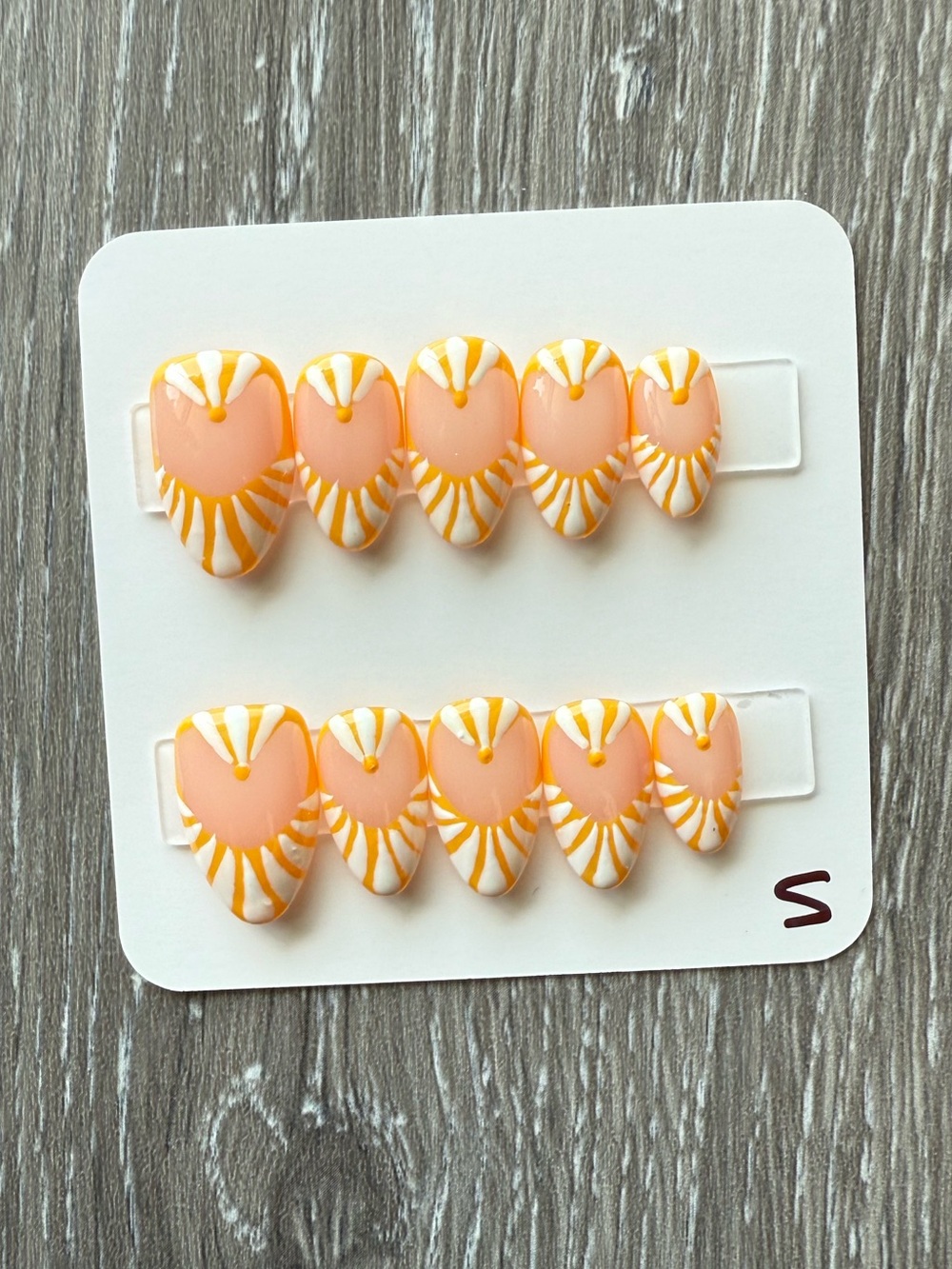 Peach & Yellow Radiant Sun Press-On Nails